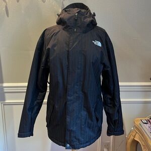 The north face women’s jacket. Great condition.
#unisex